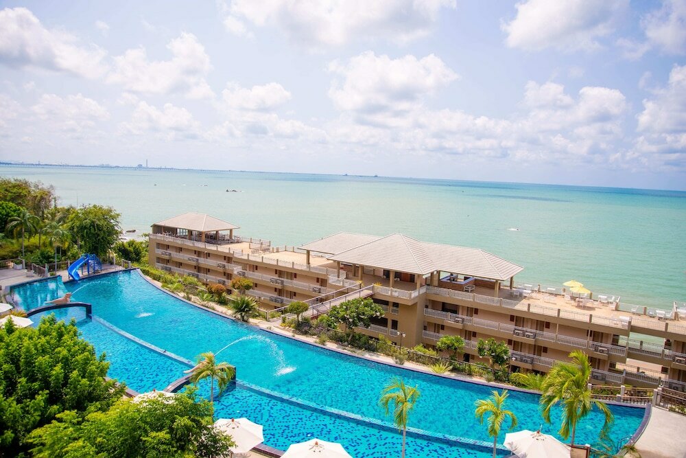 Фото Royal Phala Cliff Beach Resort and SPA