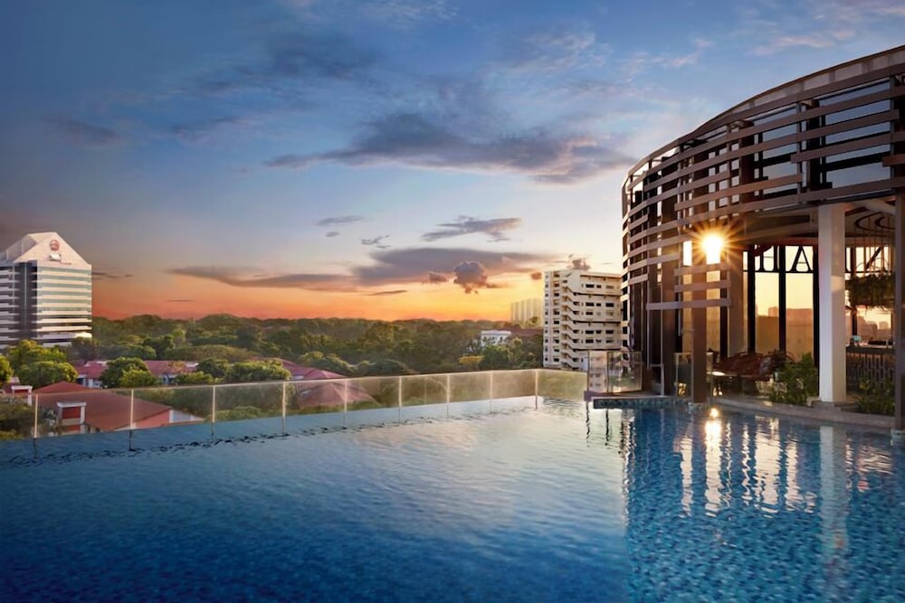 Фото Momentus Hotel Alexandra