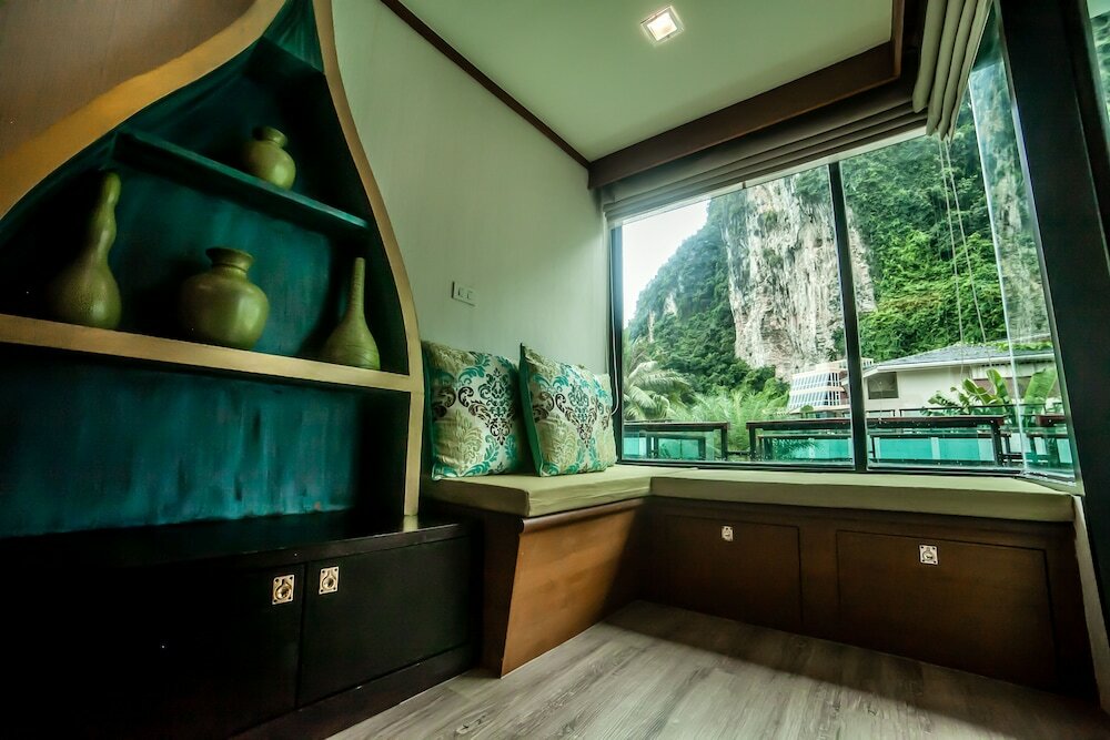 Фото Phi Phi Nice Beach Hotel Hip