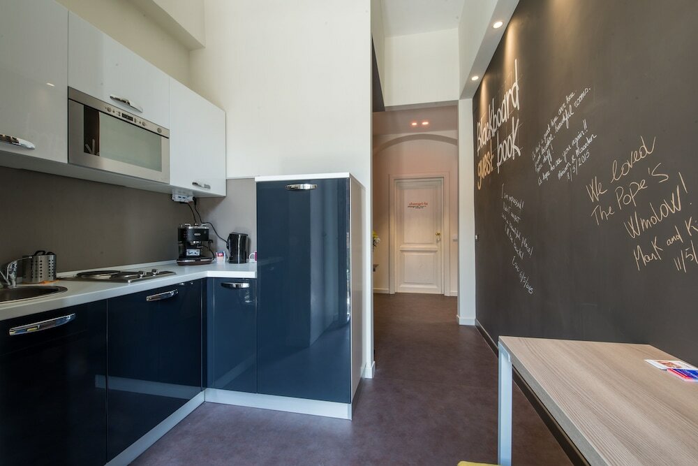 Фото The Pope's Window