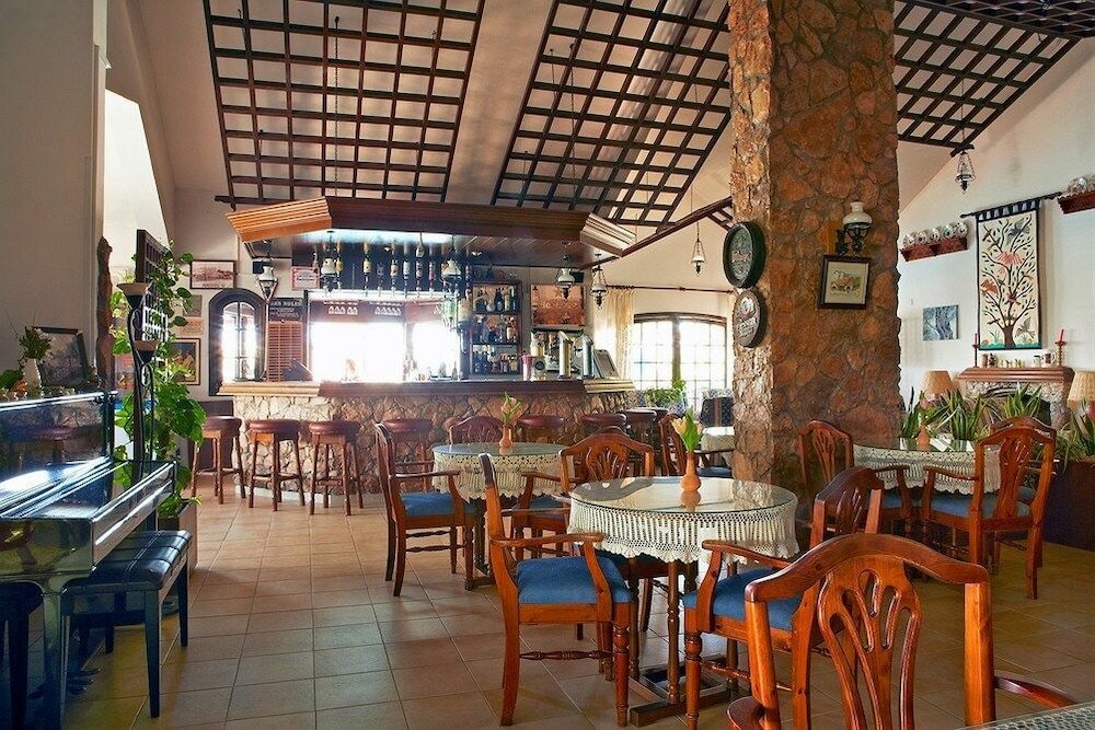 Фото Anais Bay Hotel