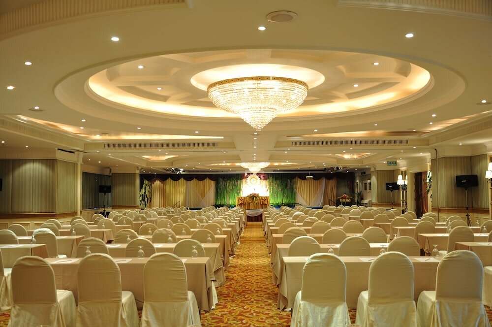 Фото Royal Benja Hotel