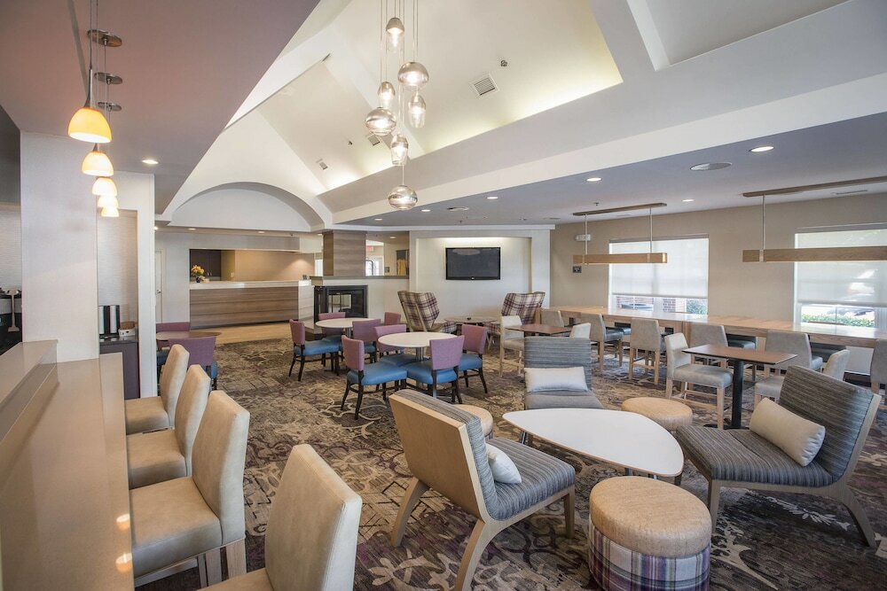 Фото Residence Inn by Marriott Pensacola Downtown