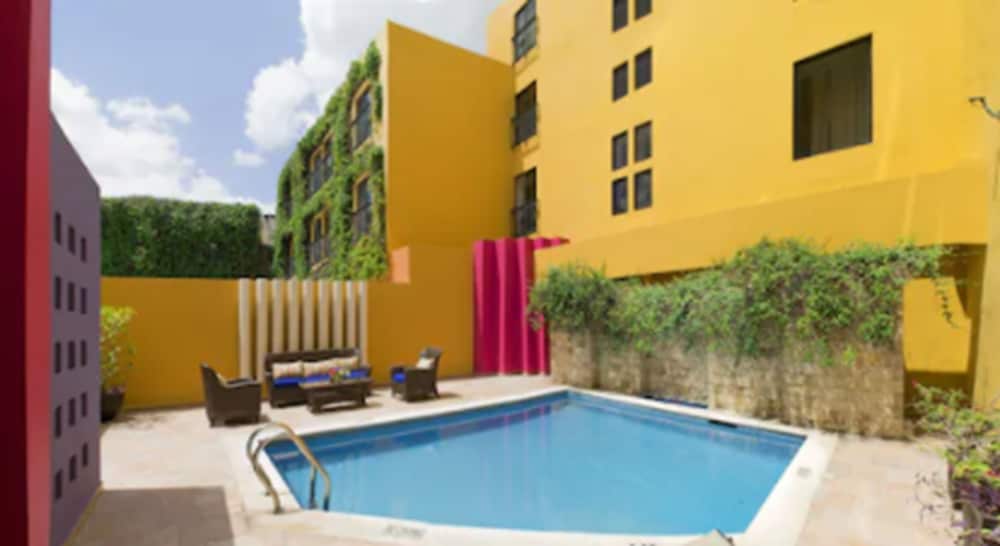 Фото Hotel Plaza Colonial