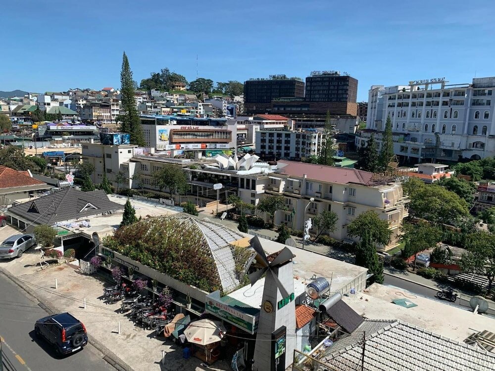 Фото Royal Hotel Dalat