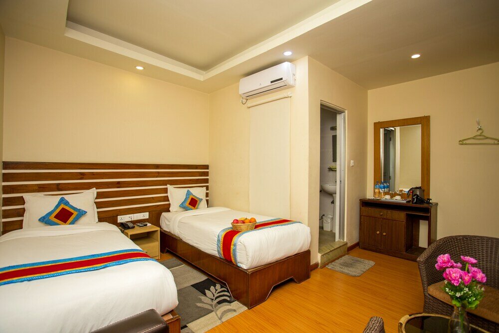 Фото Truly Asia Boutique Hotel