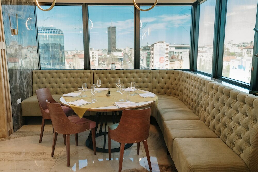 Фото Slavija Garni