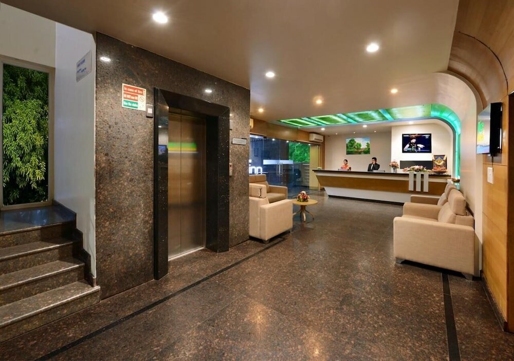 Фото Green View Clarks Inn