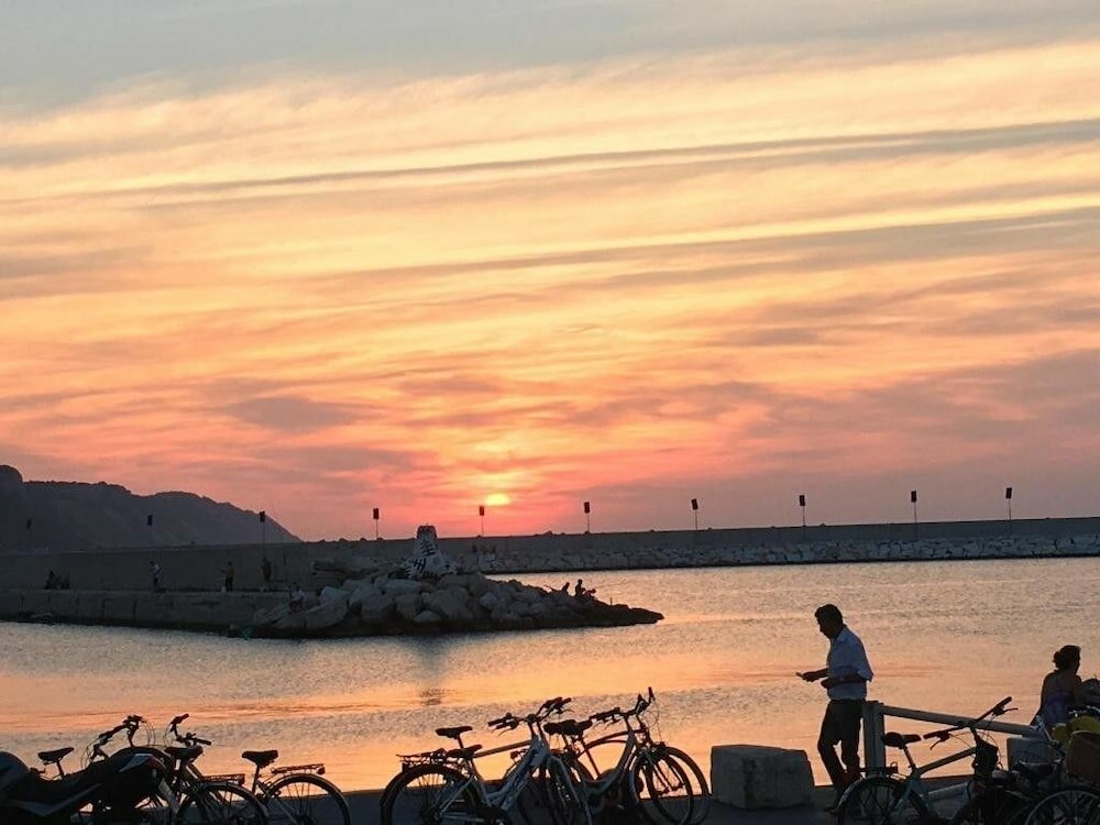 Фото Hotel Majestic Pesaro