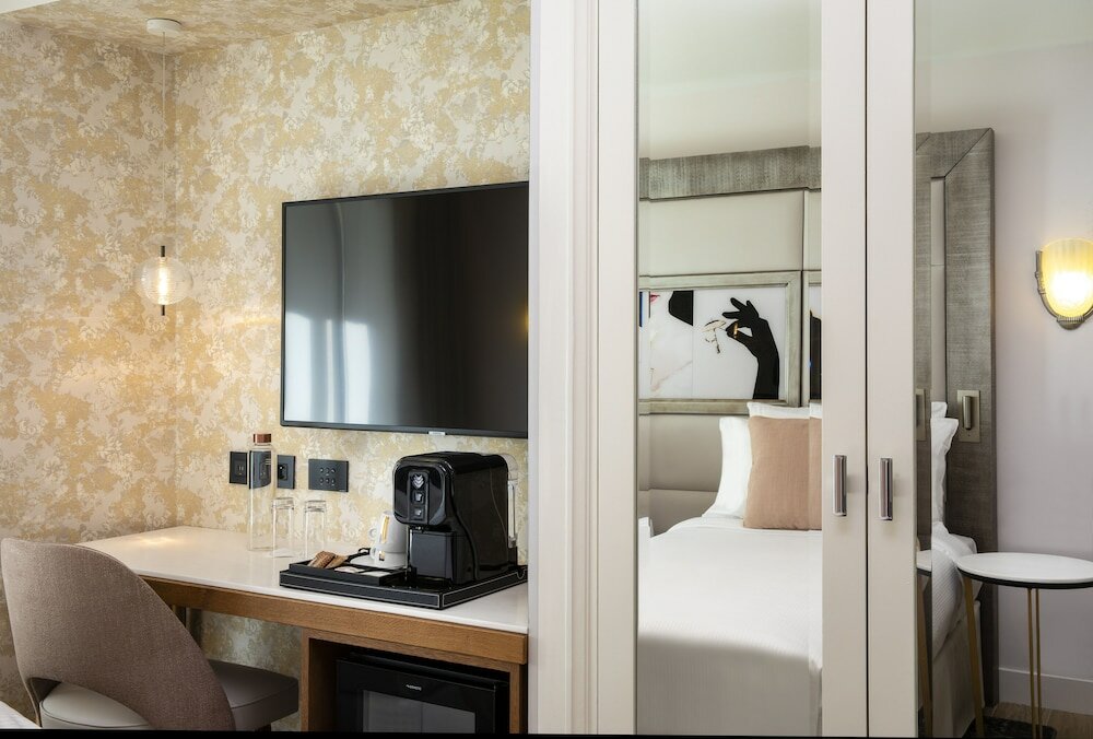 Фото Hotel Des Champs Elysees