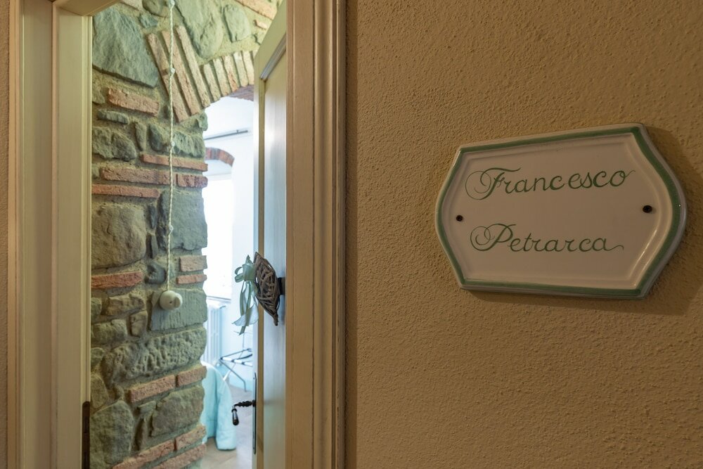 Фото La Casa Medioevale B&b