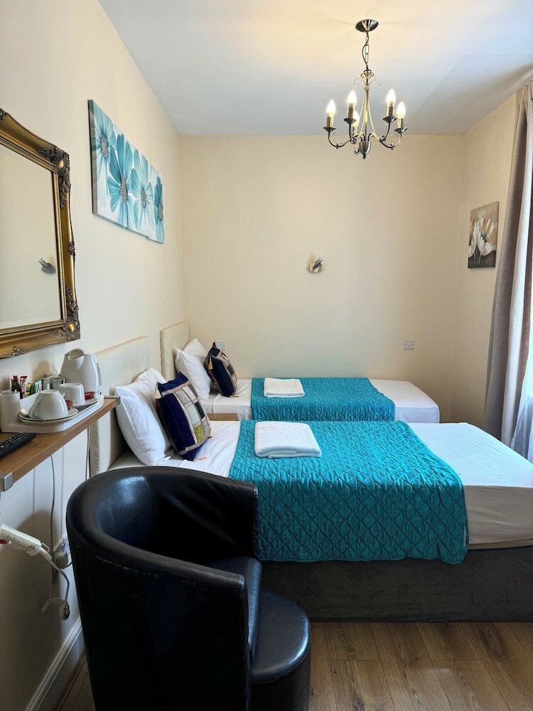 Фото ABC Hyde Park Hotel