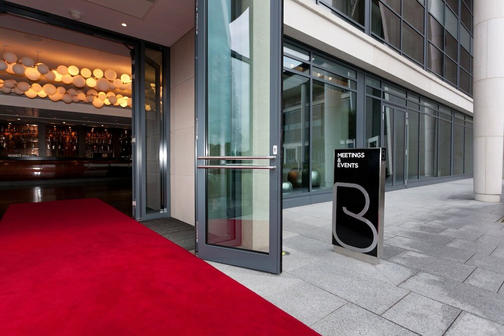 Фото Brooklands Hotel