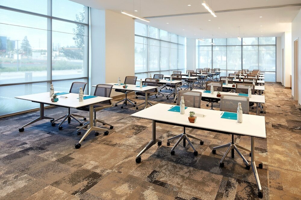 Фото Element Santa Clara