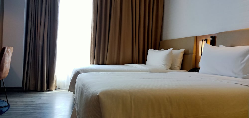 Фото Four Points by Sheraton Chennai Omr