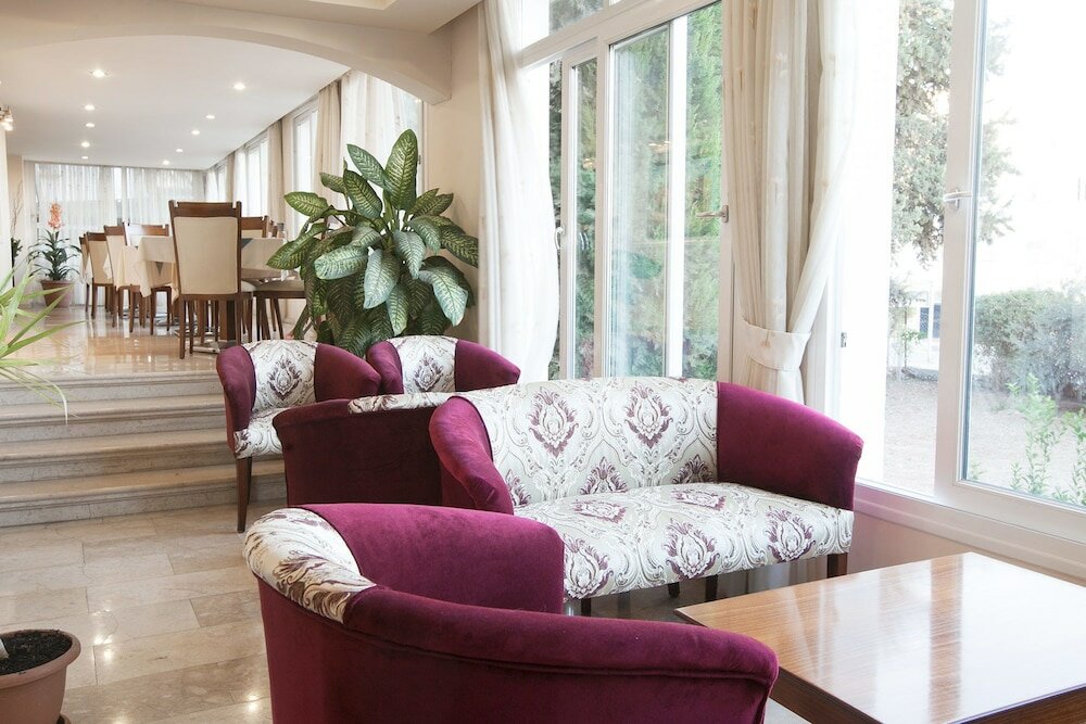 Фото Sammy's Hotel