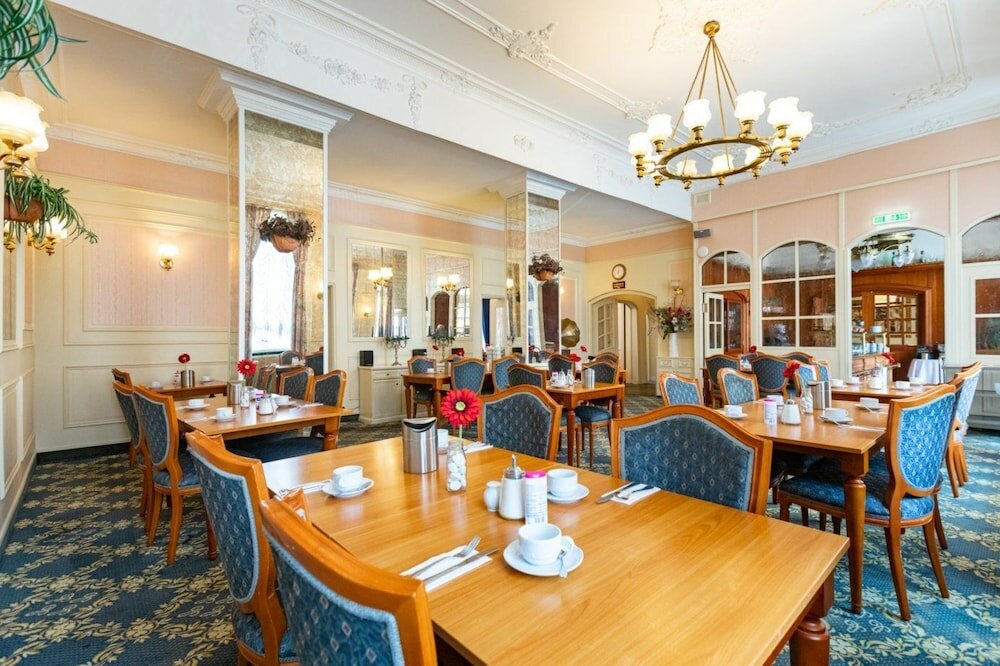 Фото Hotel Rheinischer Hof