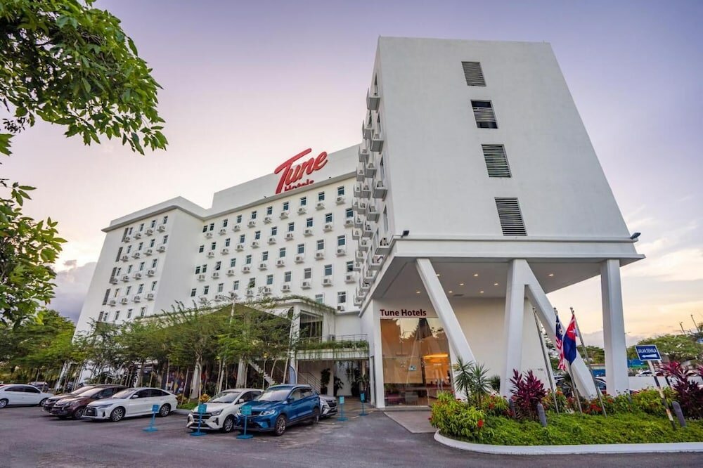 Фото Tune Hotel - Danga Bay, Johor