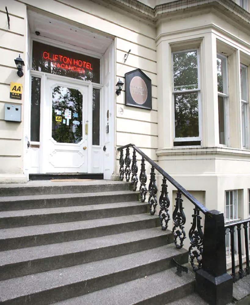 Фото Clifton Hotel
