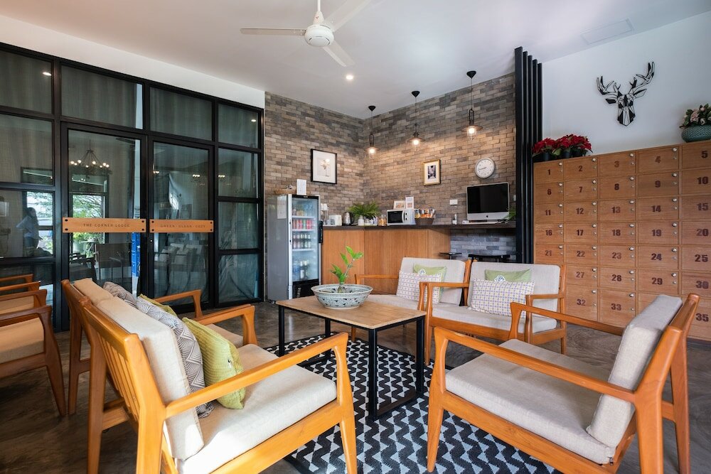 Фото The Corner Lodge