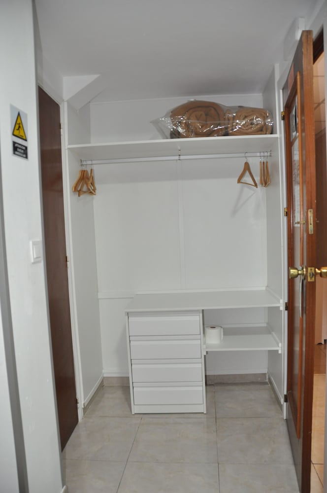 Фото Hostal Ramón y Cajal