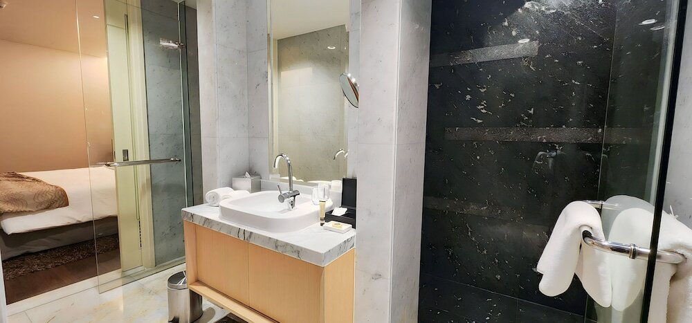 Фото Ascott Raffles Place Singapore