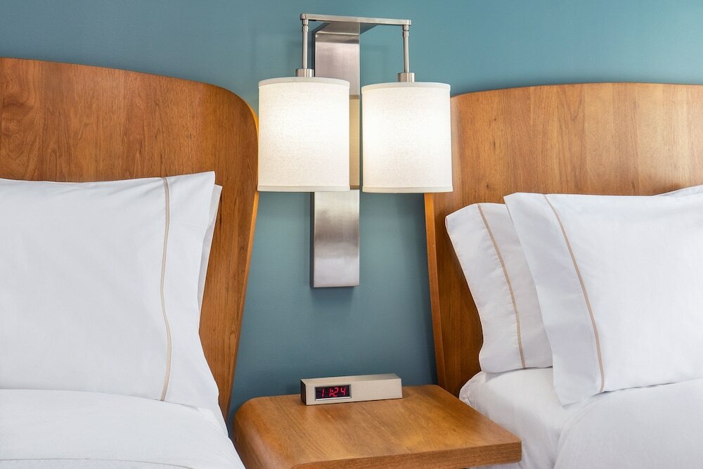 Фото Element Chelmsford