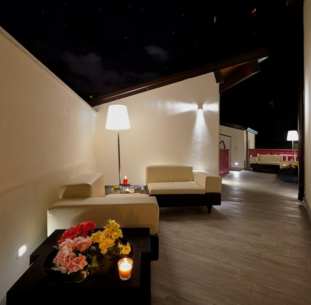 Фото Hospitality Hotel