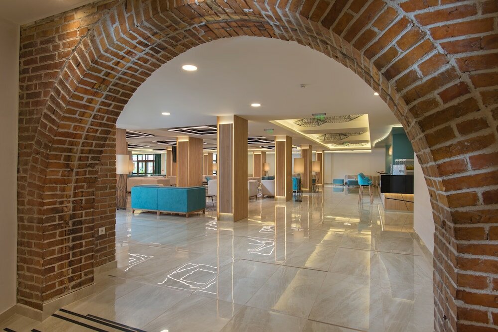 Фото Hotel Pomorie Sun