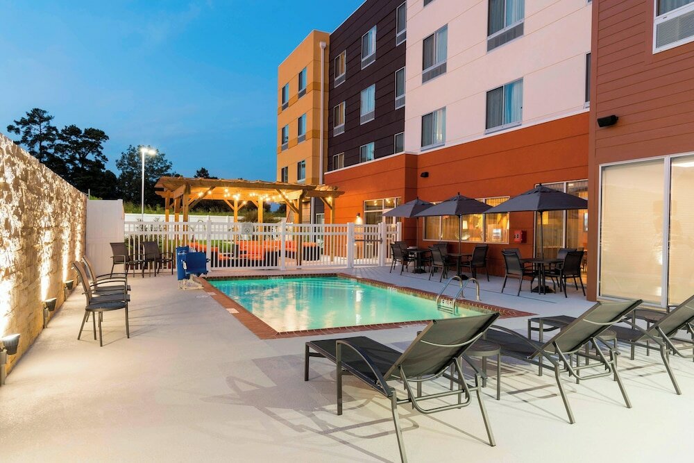 Фото Fairfield Inn & Suites by Marriott West Monroe