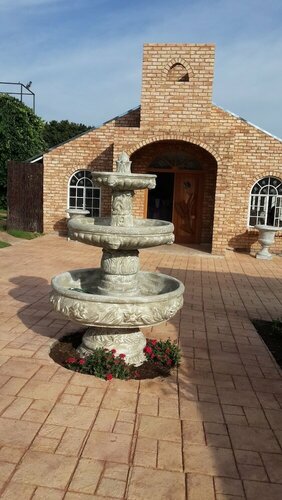 Внешний вид отеля Crystal Rose Lodge в Муниципалитете Могале-Сити, фото 3