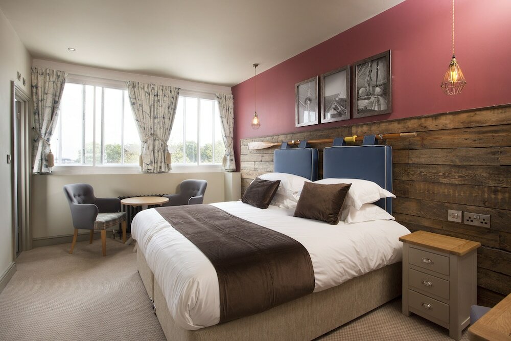 Фото Ship & Trades