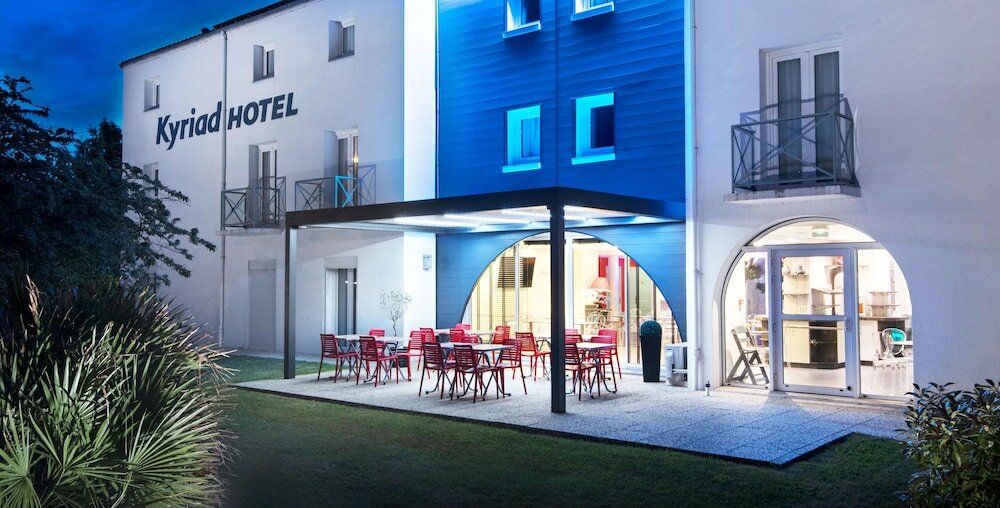 Фото Hôtel Kyriad La Rochelle Centre Ville
