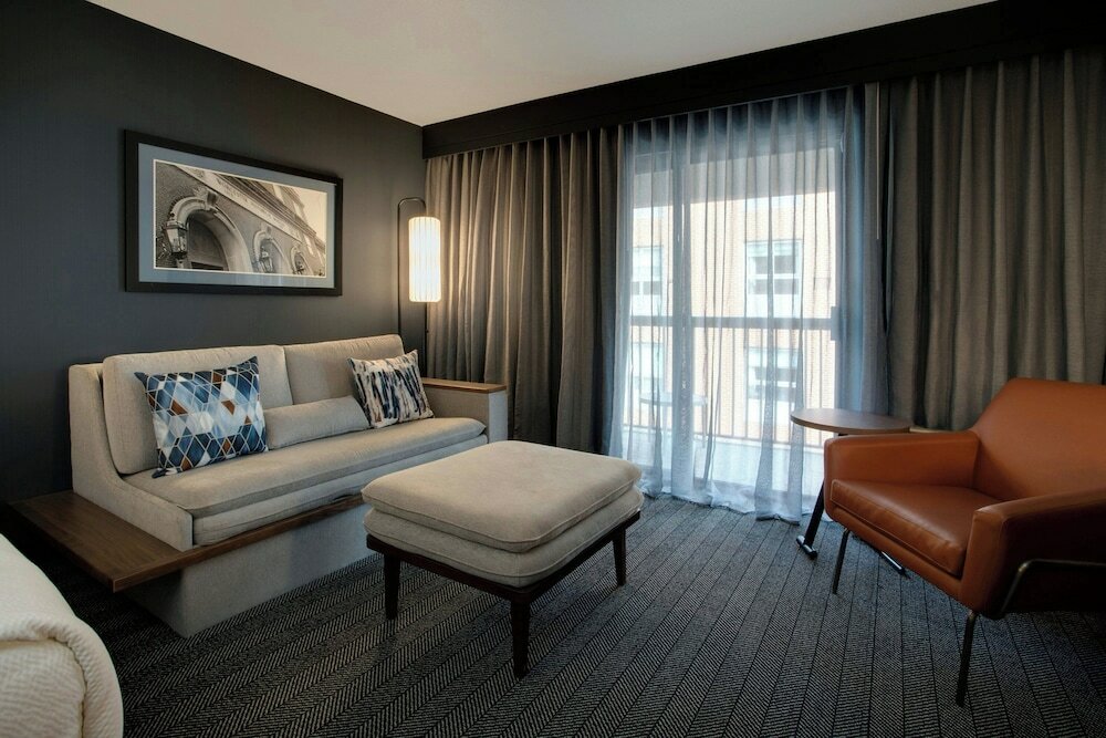 Фото Courtyard by Marriott Worcester