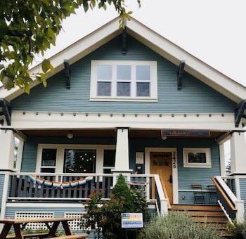 Фото The Alberta Petite Hotel