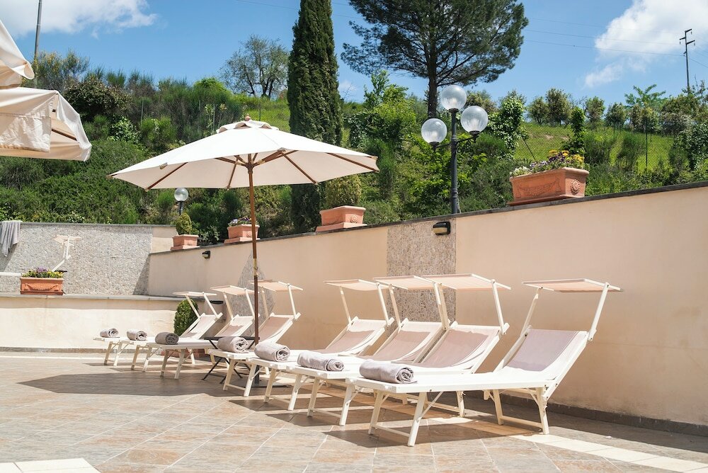 Фото Hotel La Colonna