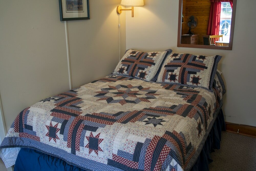 Фото Crandell Mountain Lodge