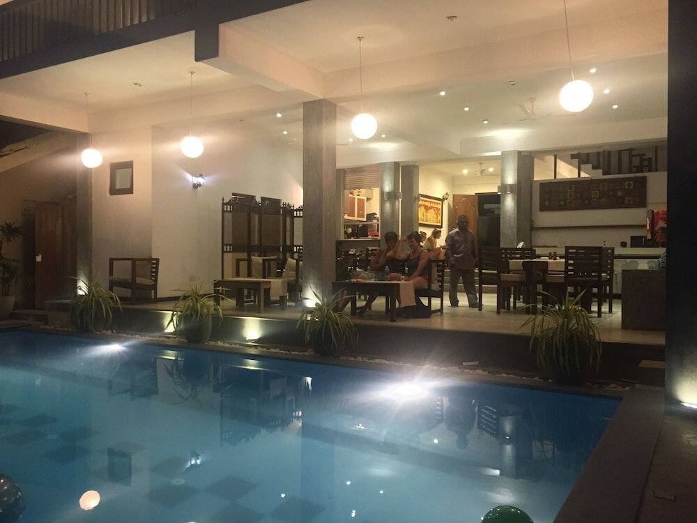 Фото Sea World Boutique Hotel