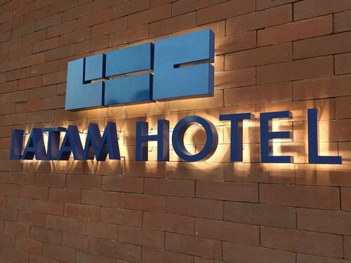 Гостиница Latam Hotel Plaza Pradera Quetzaltenango в Кесальтенанго