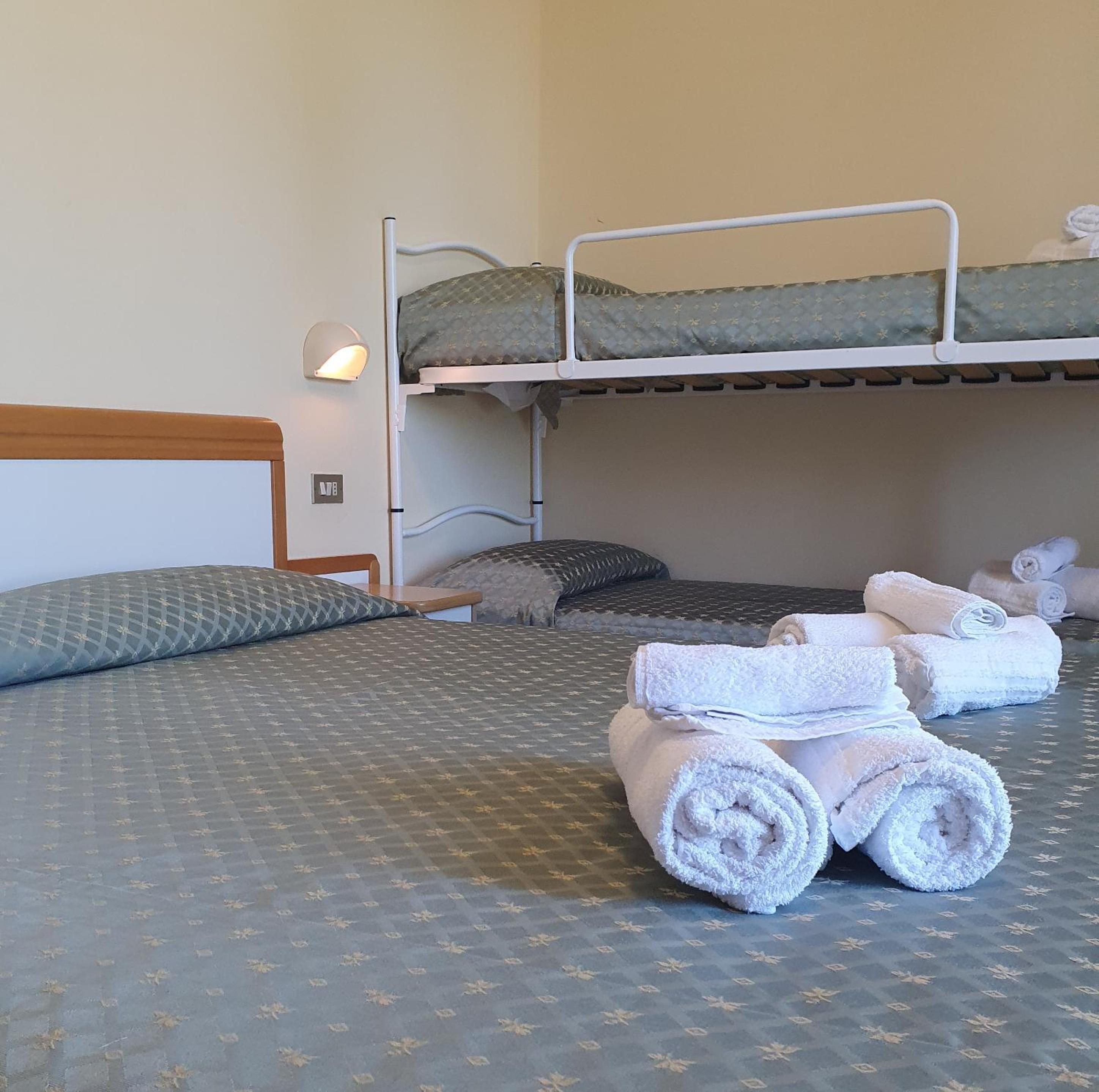 Фото Hotel de la Plage