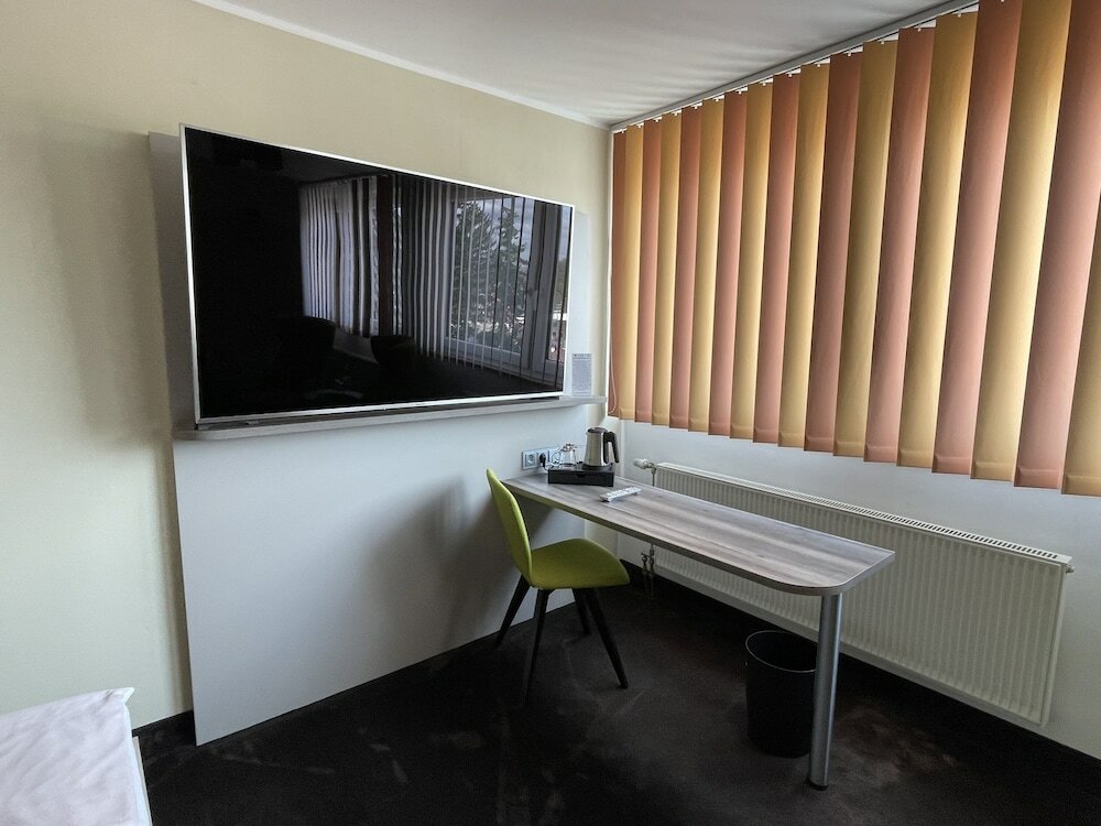 Фото Hotel Am Sportpark