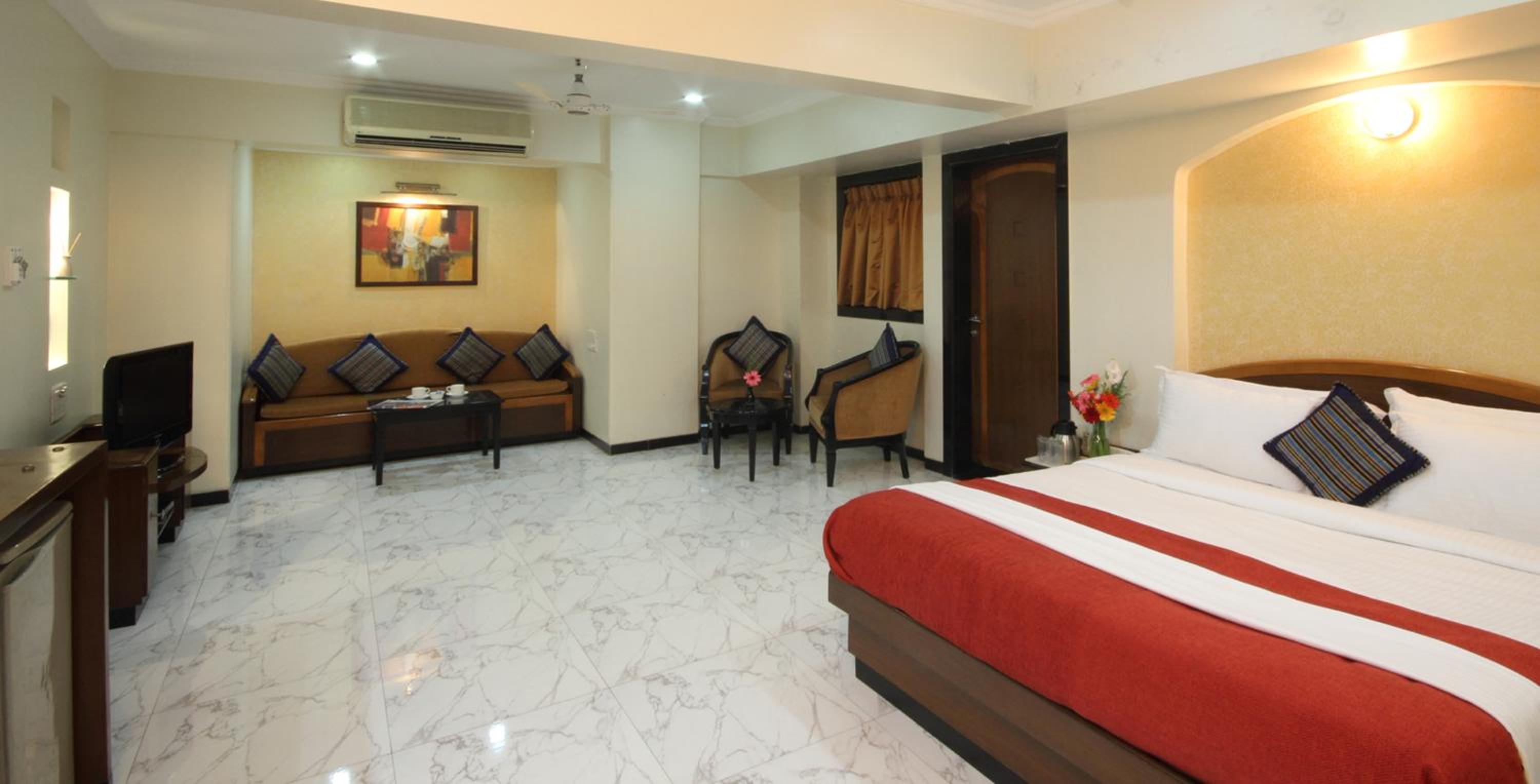 Фото Hotel Columbus