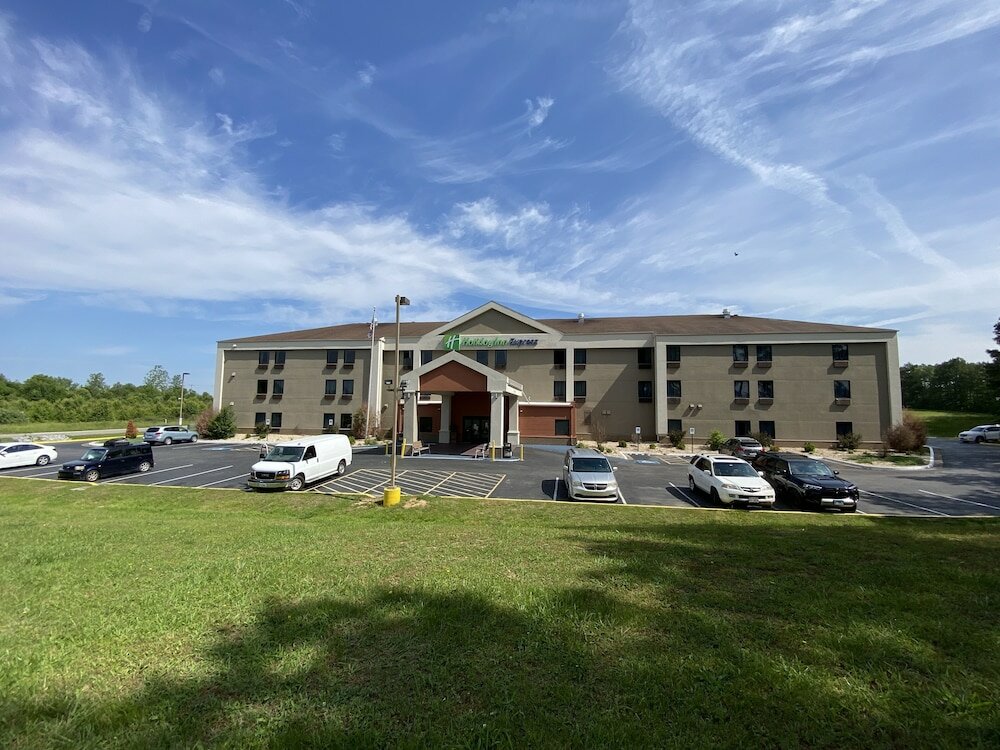 Фото Holiday Inn Express Metropolis, an Ihg Hotel