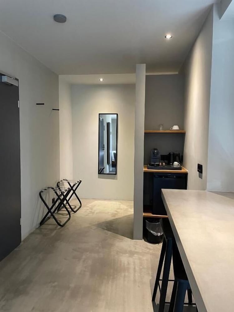 Фото Hotel Mons Am Goetheplatz