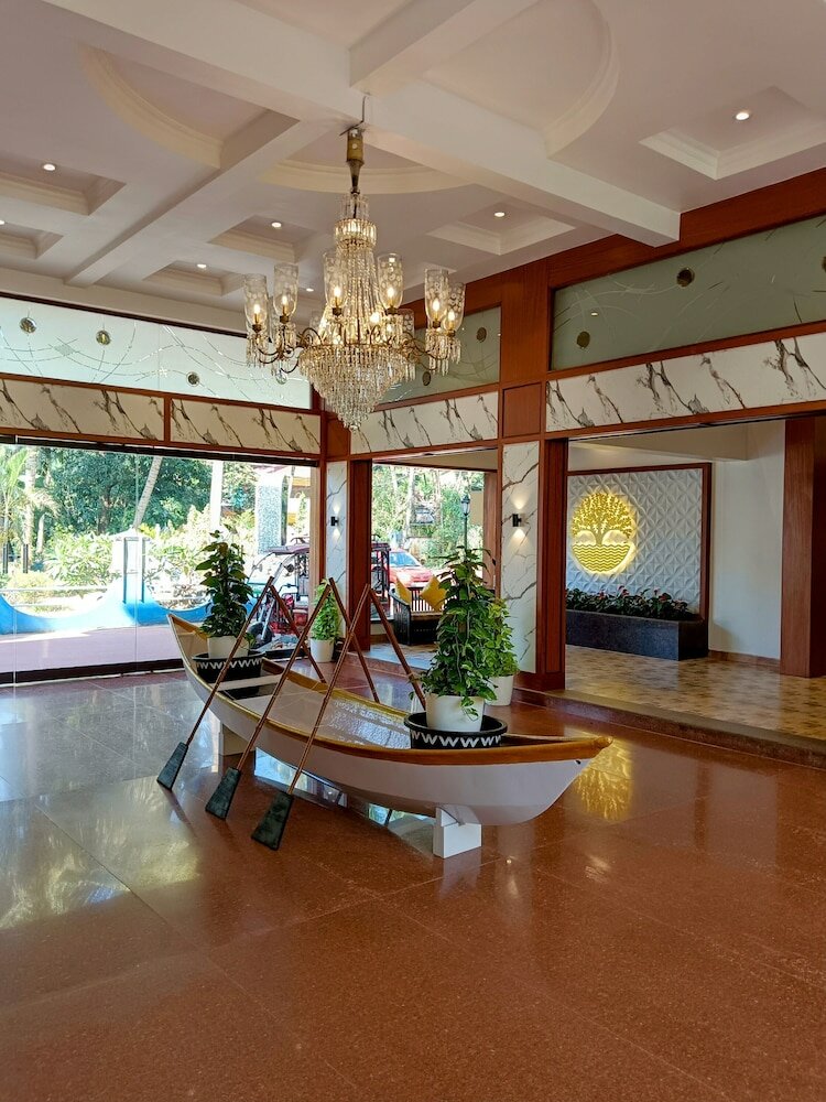 Фото Crystal by Morpho Goa Villagio Resort