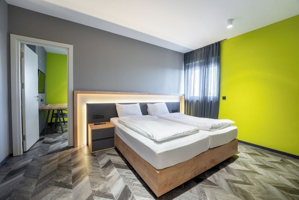 Фото отеля 2