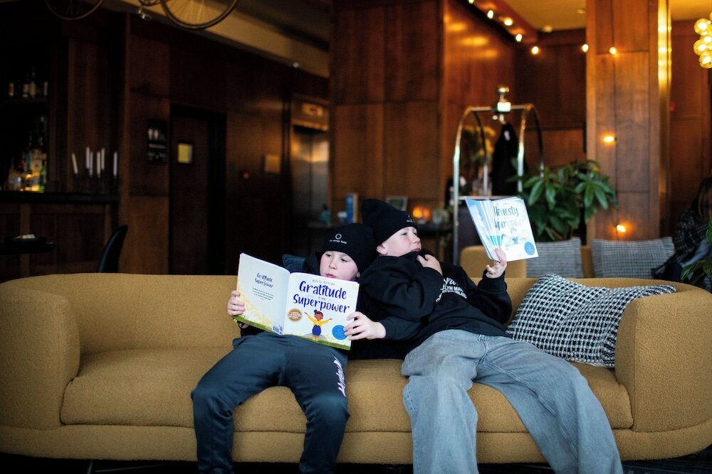 Фото The Oswego Hotel