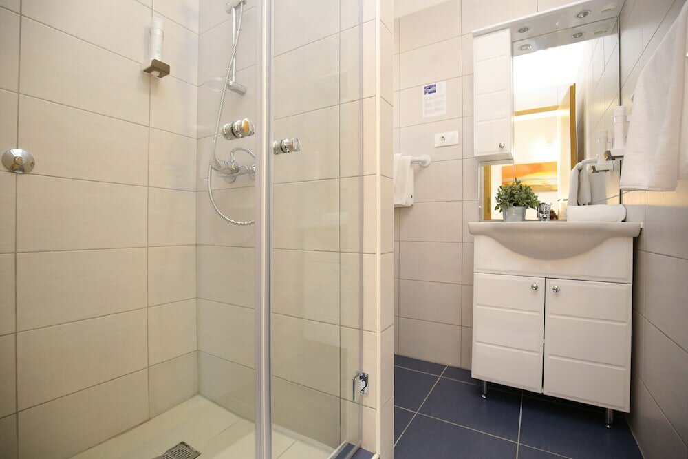 Фото Hotel Delfin