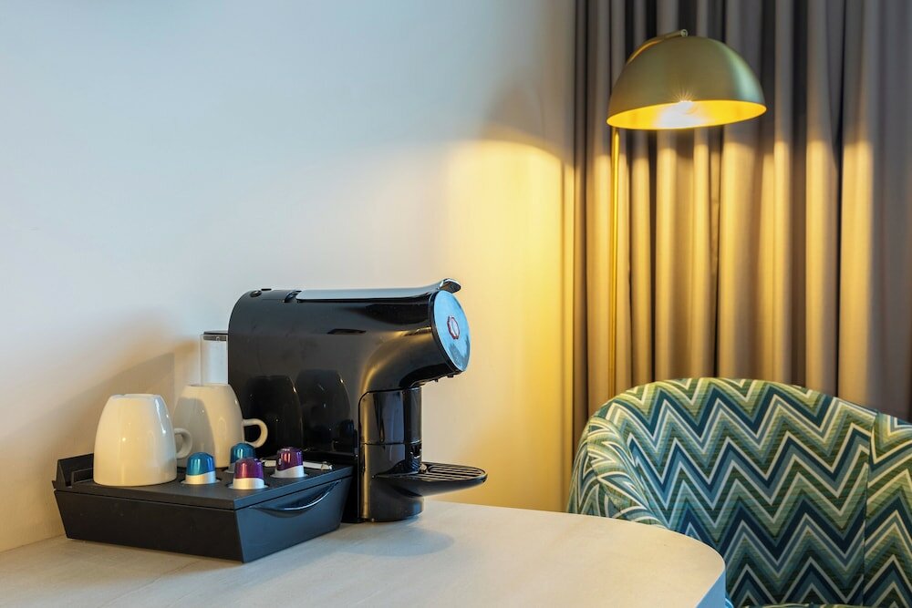 Фото Leonardo Hotel Breda City Center