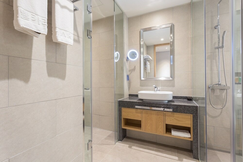 Фото Charis Hotel